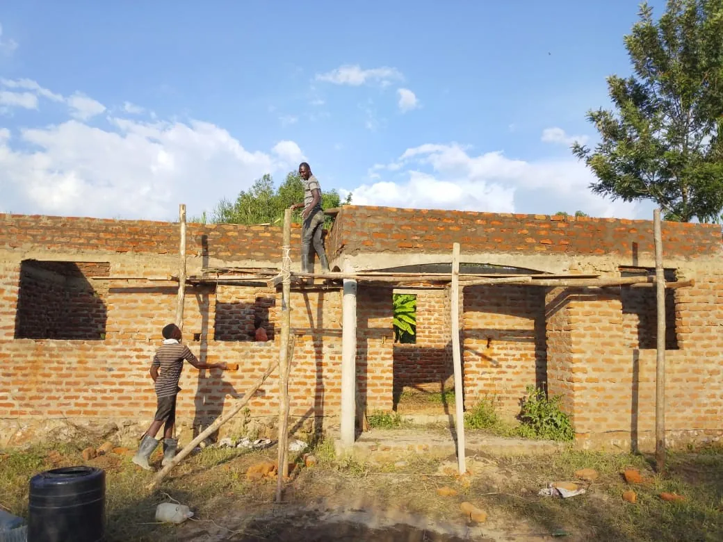 House construction supporting a vulnerable single mother and her children